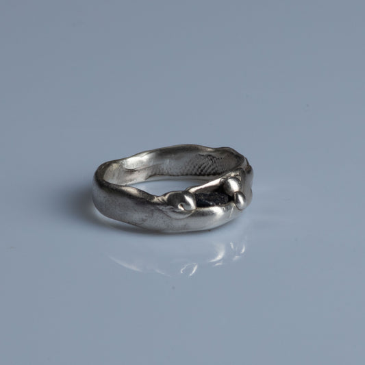 Sterling Silver Ring with Raw Sapphire "Embrace"