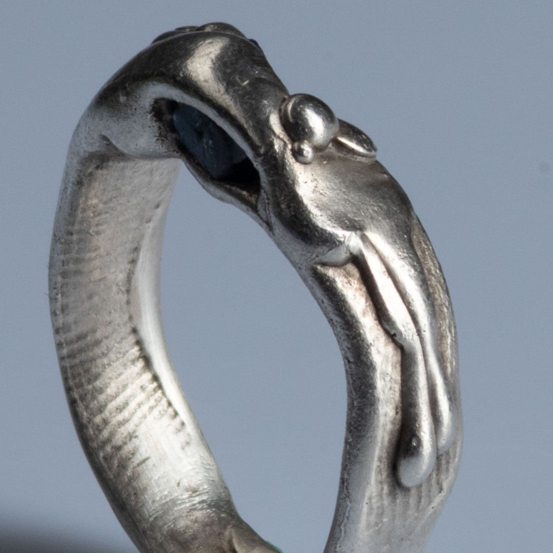 Sterling Silver Ring with Raw Sapphire "Embrace"